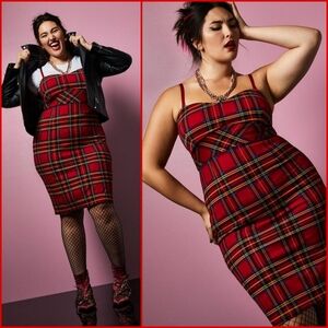 NWOT Betsey Johnson Torrid red tartan size 18